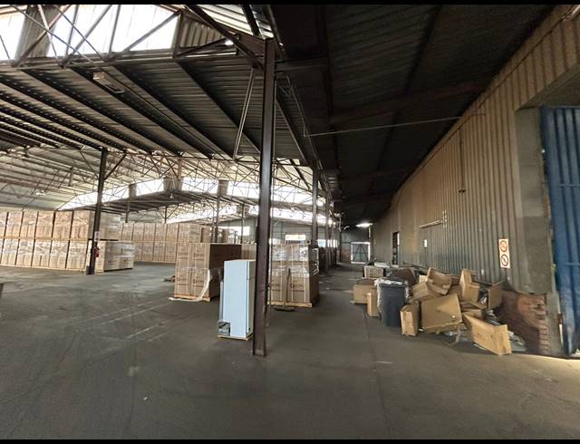 6,225M² WAREHOUSE TO LET IN CHLOORKOP
